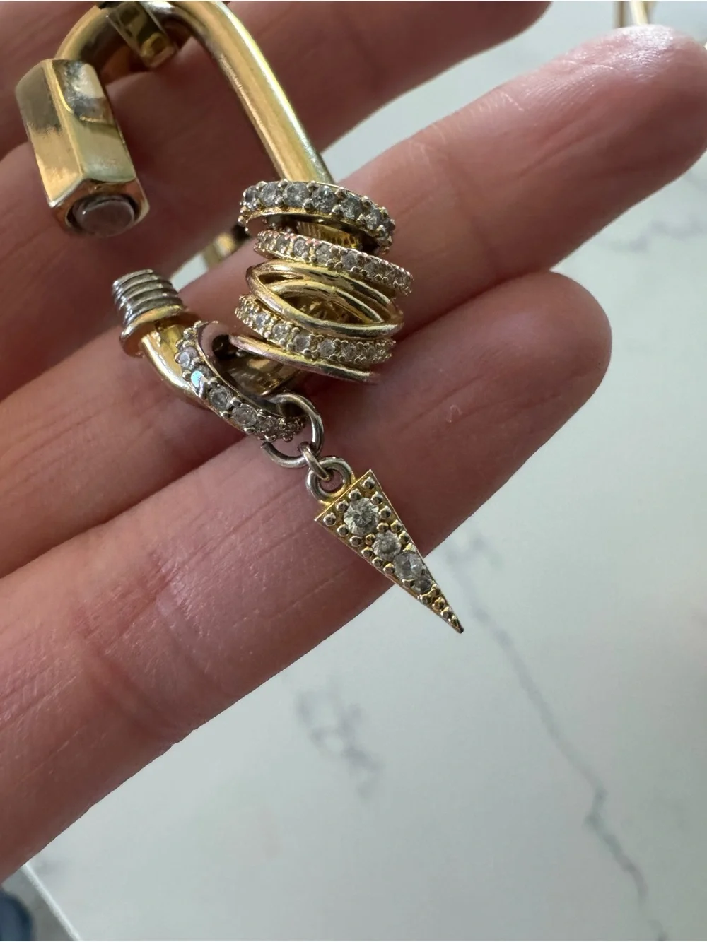 Gold Link Padlock Carabiner Bracelet by Artizan Joyería - Picture 7 of 9